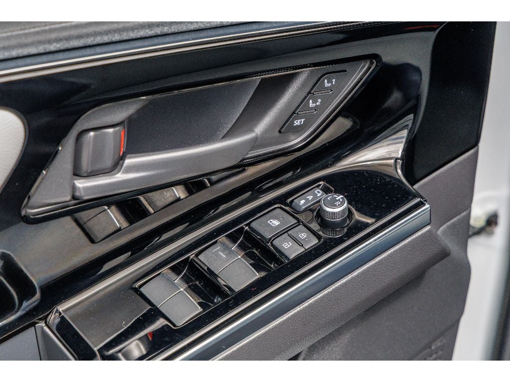 2023 Subaru Solterra Touring