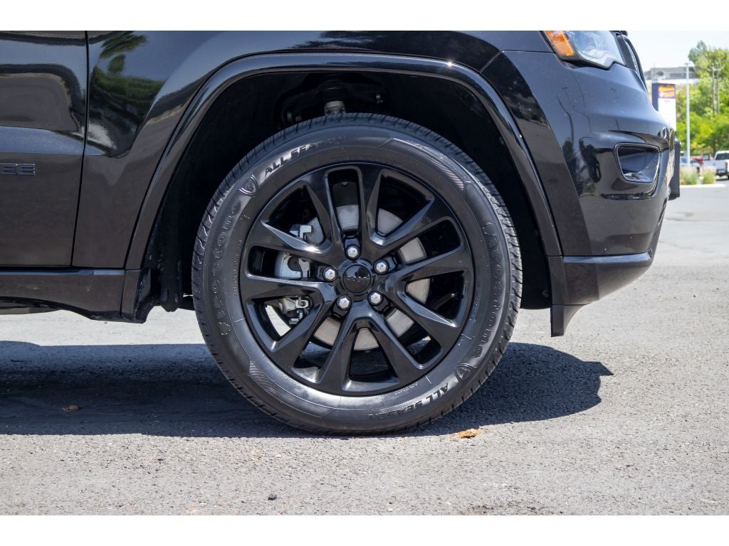 2021 Jeep Grand Cherokee Laredo X 4x4 Altitude Package