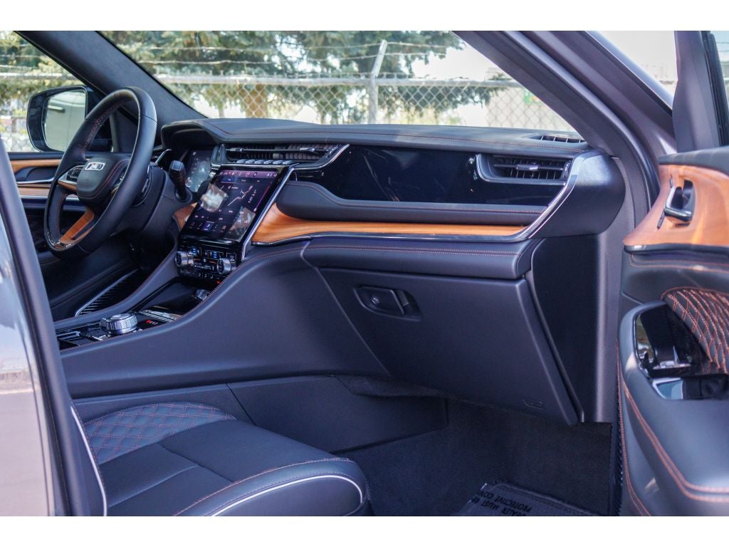 2024 Jeep Grand Cherokee 4xe Summit Reserve