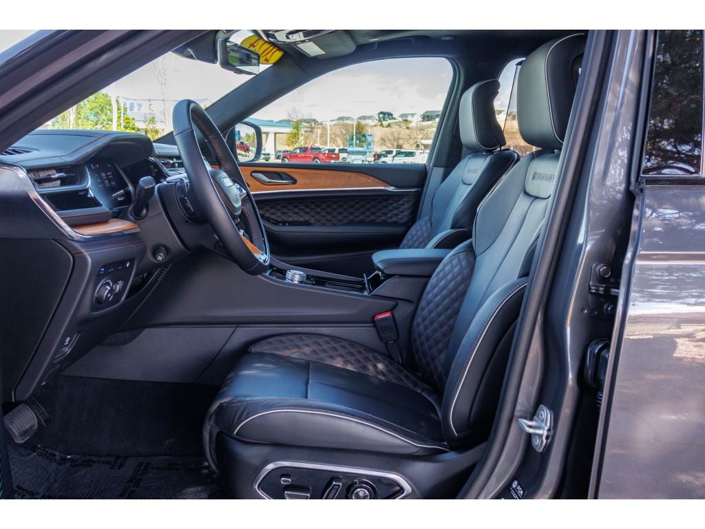 2024 Jeep Grand Cherokee 4xe Summit Reserve