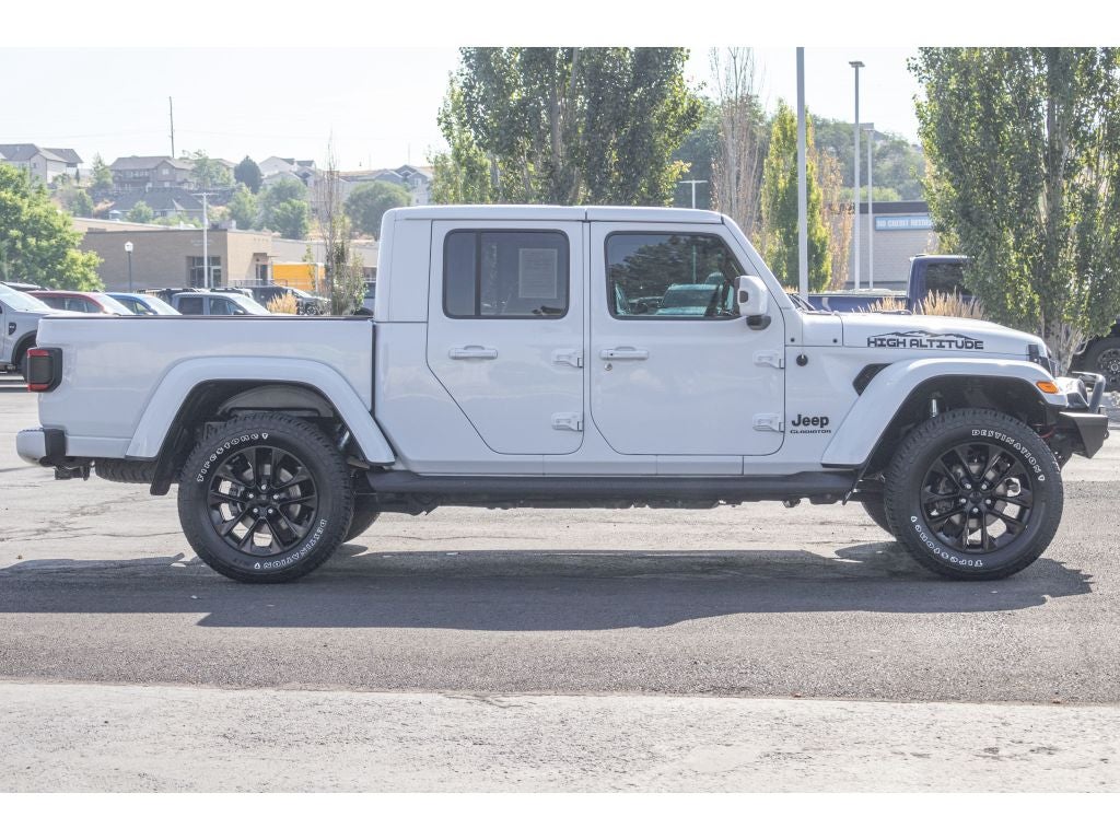 2021 Jeep Gladiator Overland