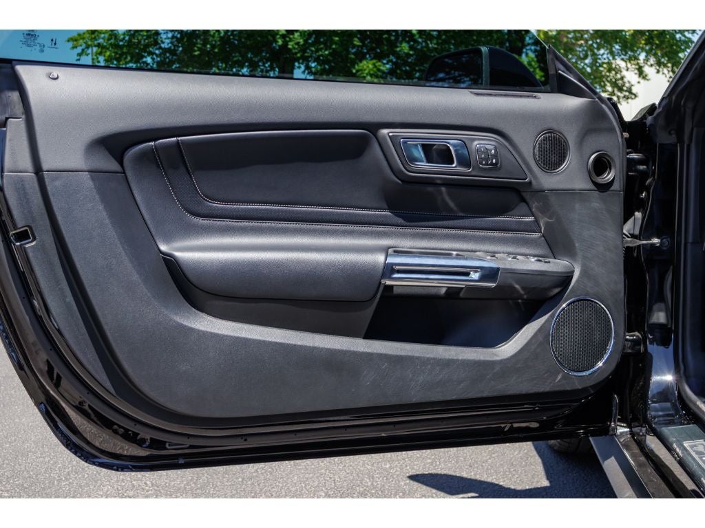 2020 Ford Mustang Premium Convertible