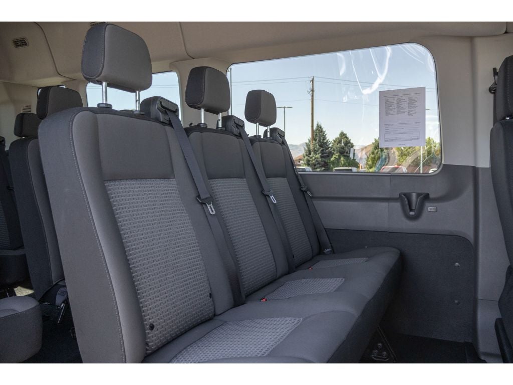 2025 Ford Transit Wagon XL