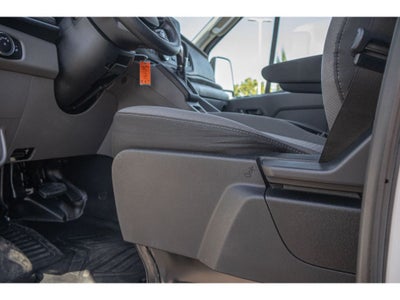 2025 Ford Transit Wagon XL