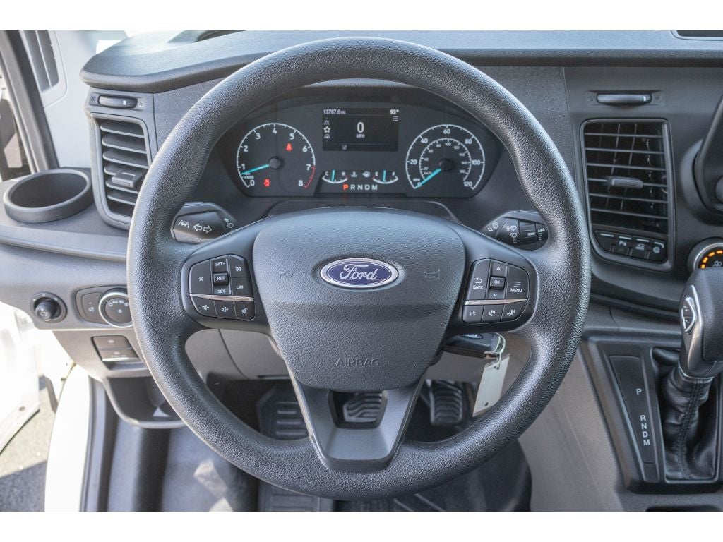 2025 Ford Transit Wagon XL