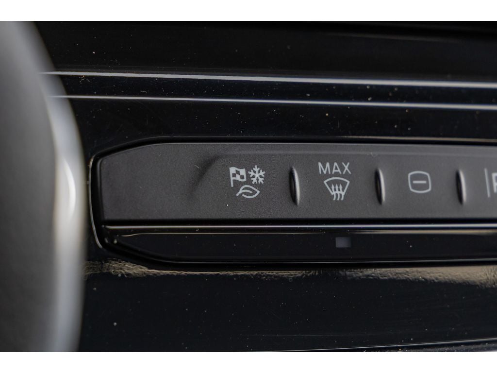 2024 Ford Transit Wagon XLT