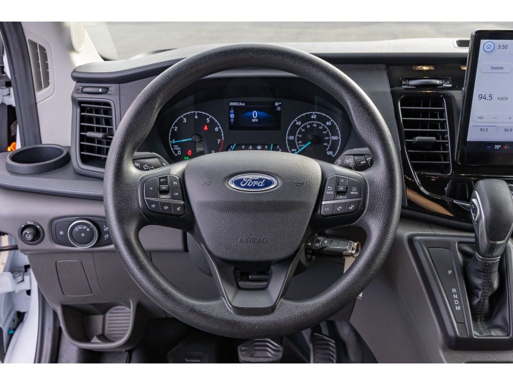 2024 Ford Transit Wagon XLT