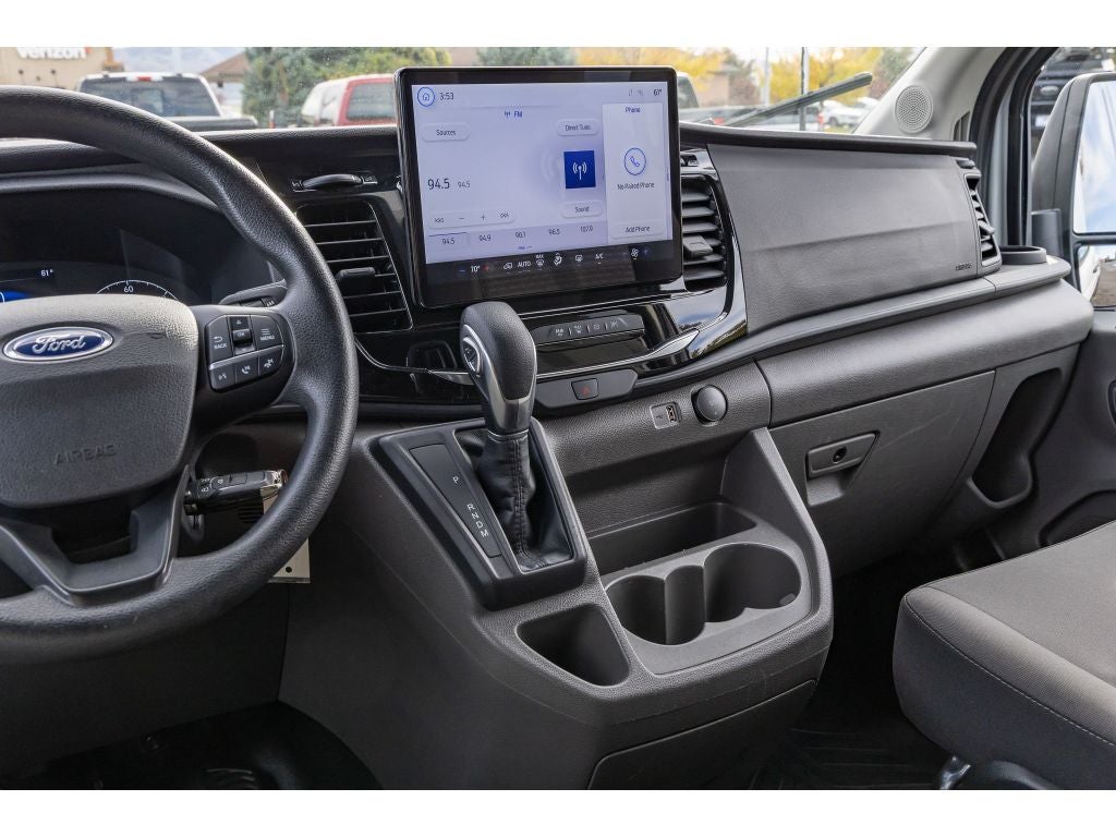 2024 Ford Transit Wagon XLT