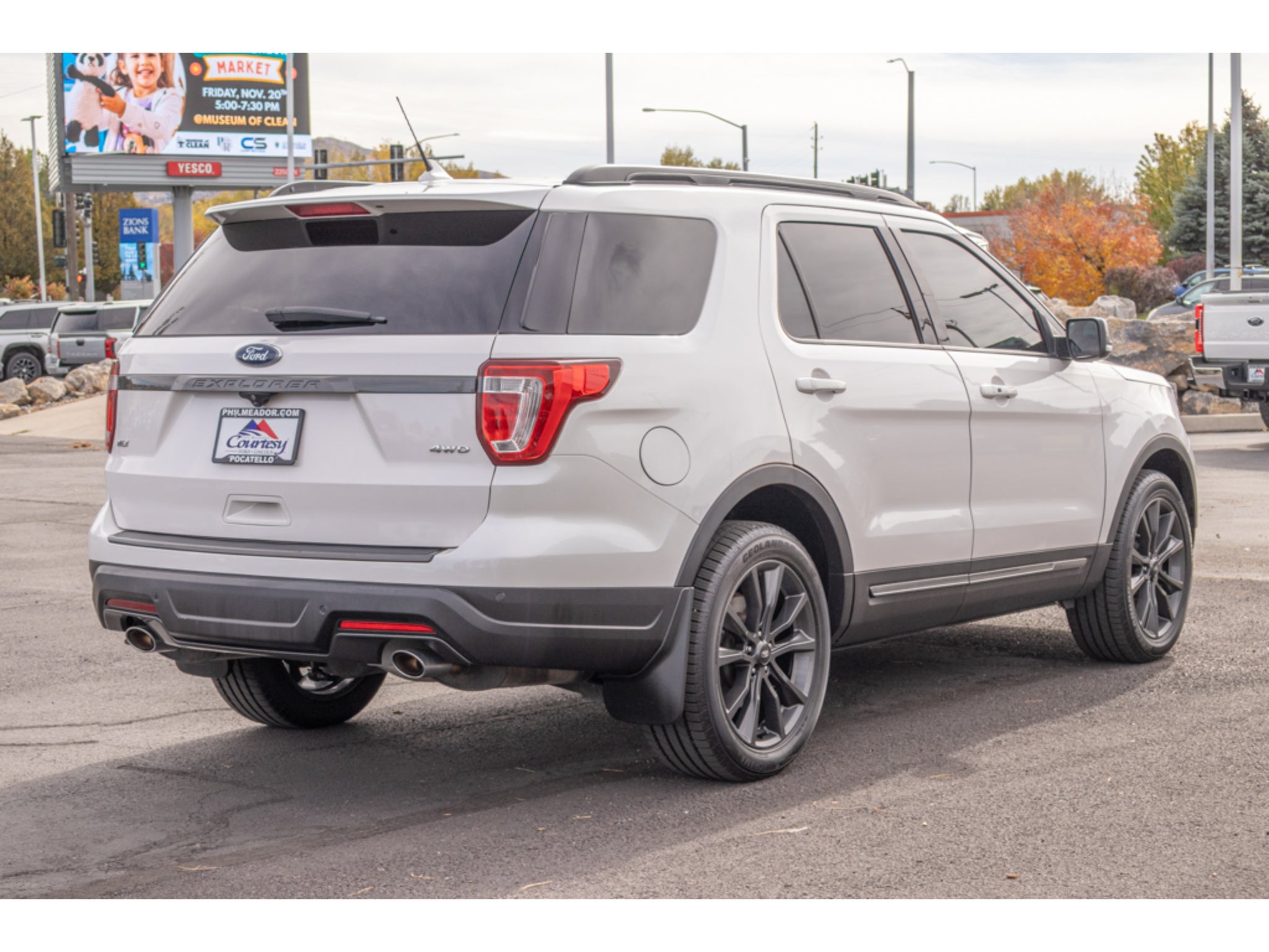 2018 Ford Explorer XLT 202A Package