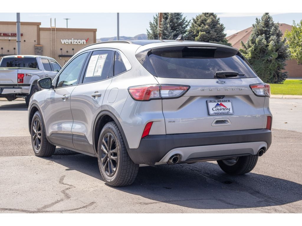 2022 Ford Escape SE