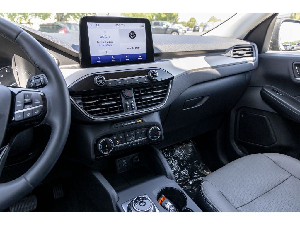 2022 Ford Escape Hybrid SE FHEV