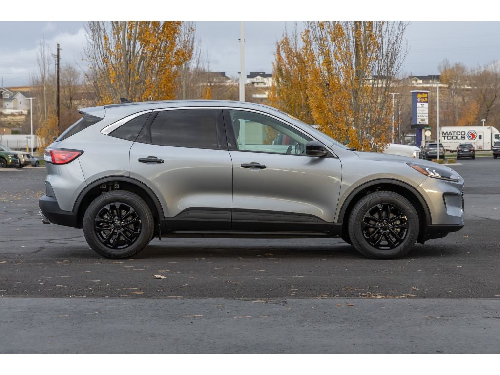 2022 Ford Escape Hybrid SE FHEV