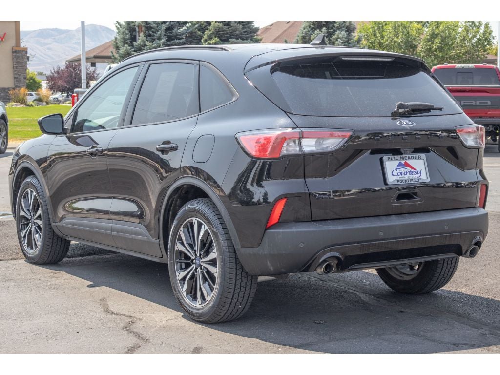 2022 Ford Escape SEL