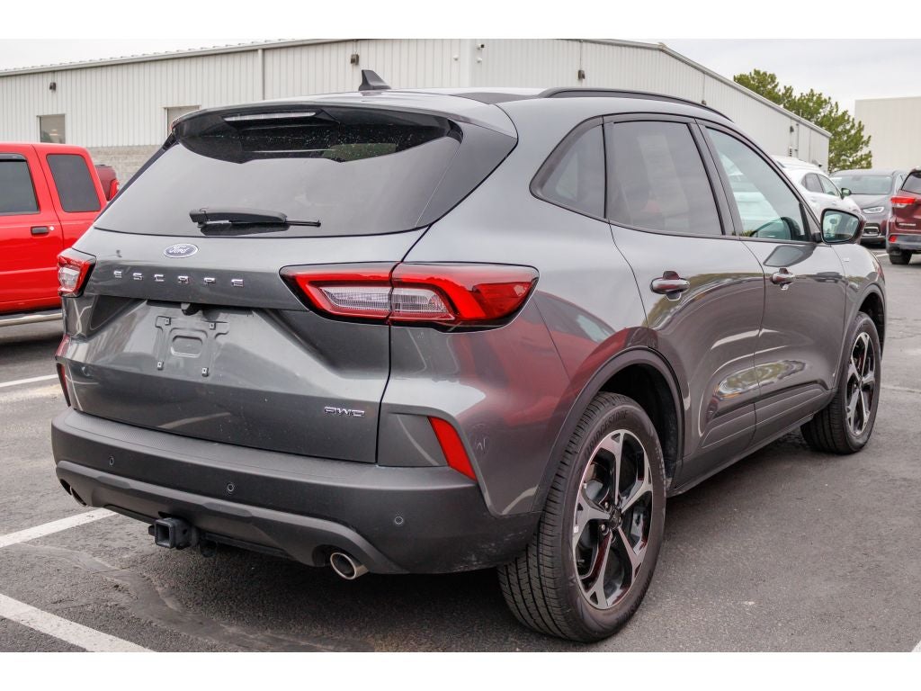 2025 Ford Escape ST Line Select