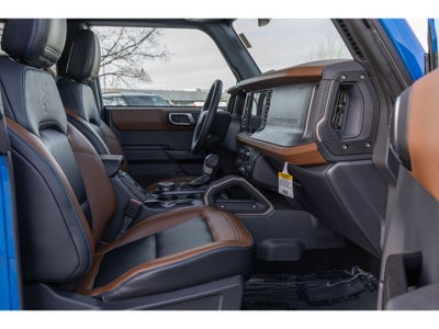 2024 Ford Bronco Outer Banks Luxury Package