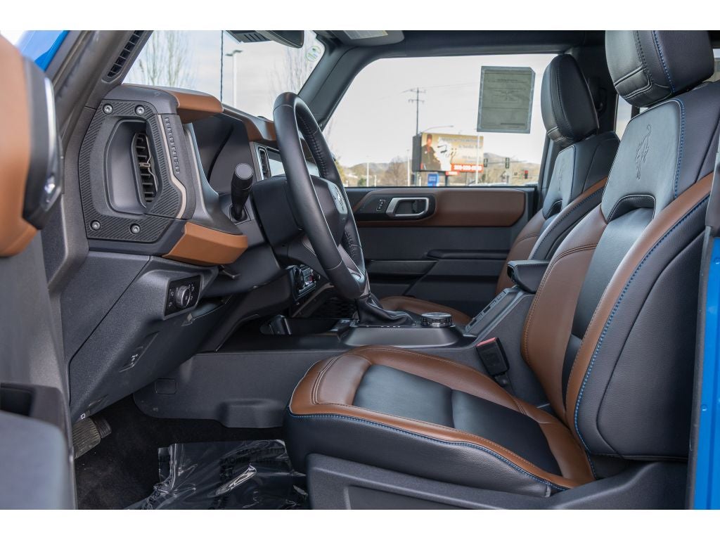 2024 Ford Bronco Outer Banks Luxury Package