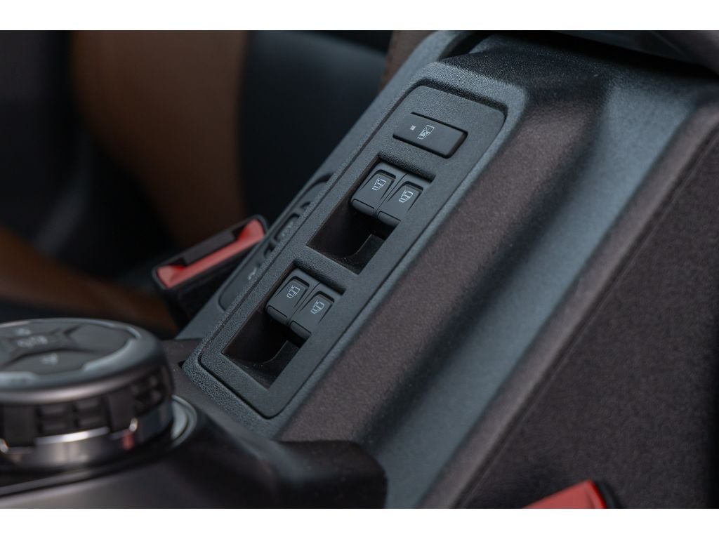 2024 Ford Bronco Outer Banks Luxury Package