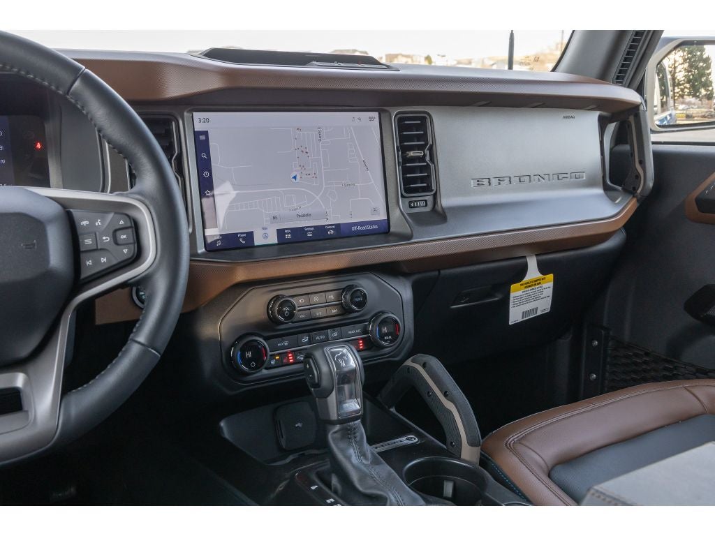 2024 Ford Bronco Outer Banks Luxury Package