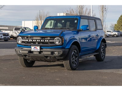 2024 Ford Bronco Outer Banks Luxury Package