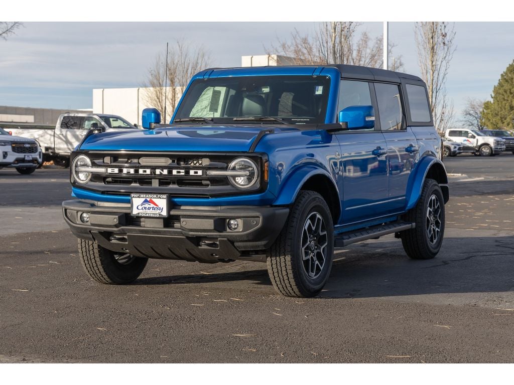 2024 Ford Bronco Outer Banks Luxury Package