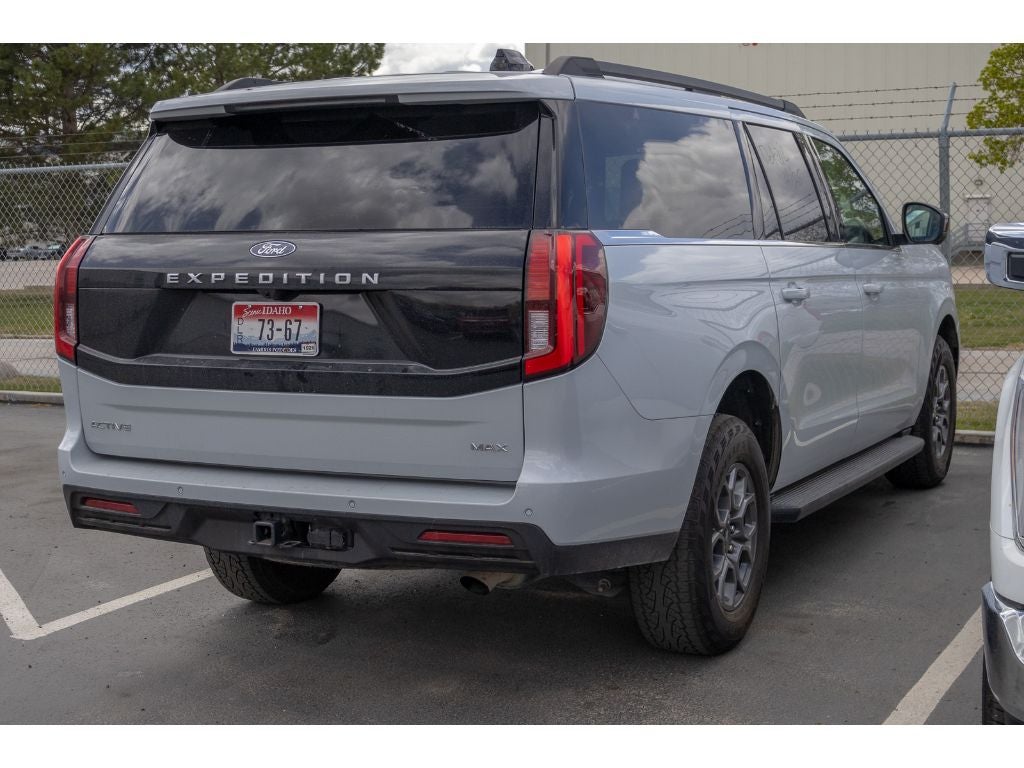 2025 Ford Expedition MAX Active
