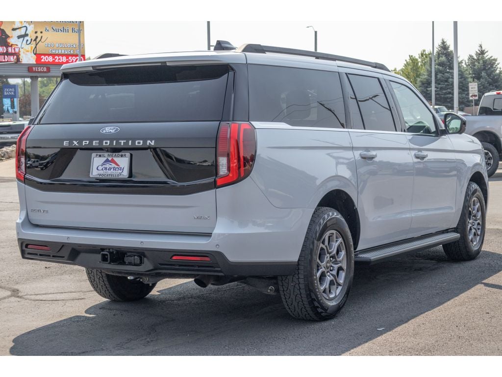 2025 Ford Expedition MAX Active
