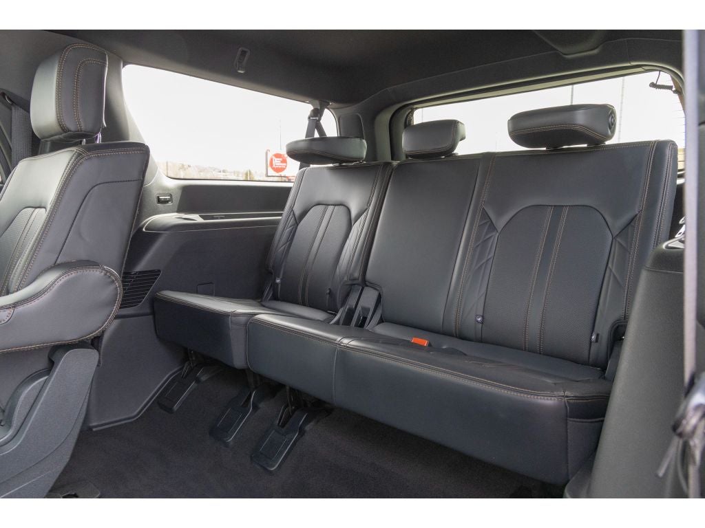 2024 Ford Expedition MAX Platinum