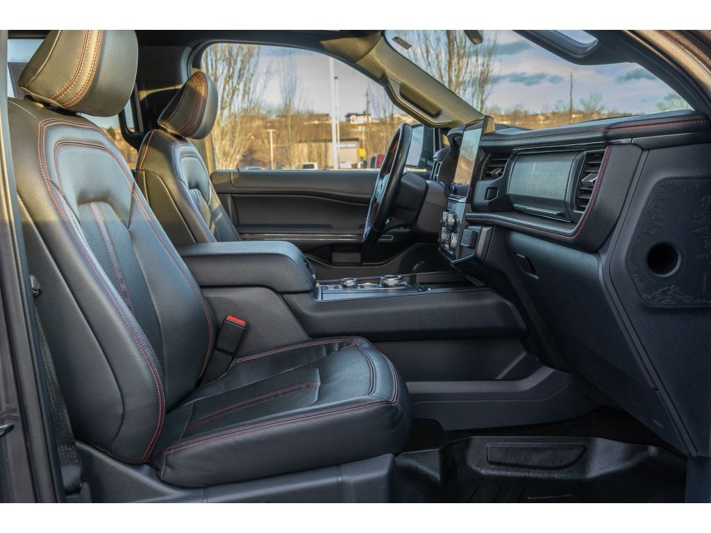 2022 Ford Expedition MAX Limited Stealth Edition