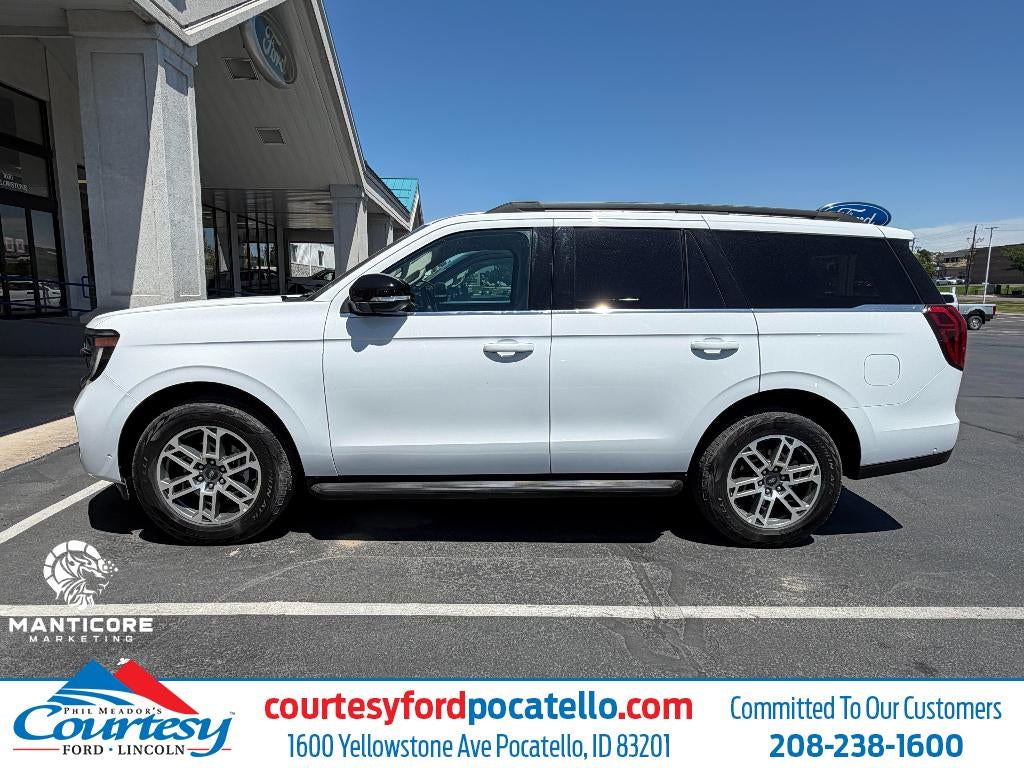 2025 Ford Expedition Active