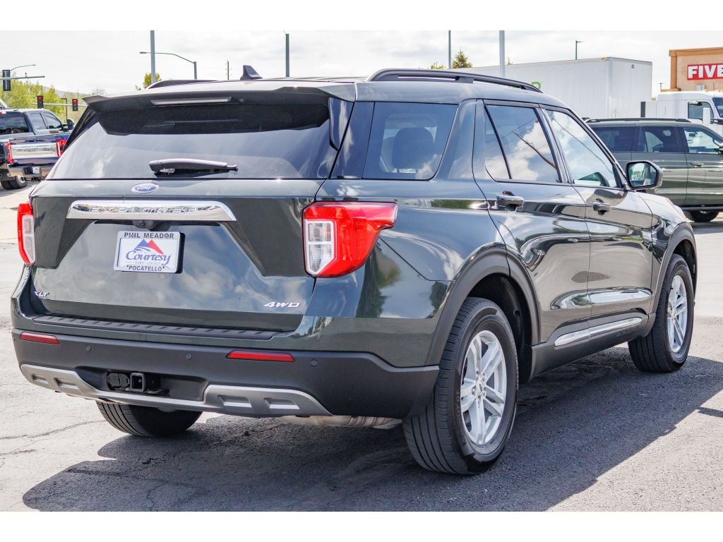 2024 Ford Explorer XLT