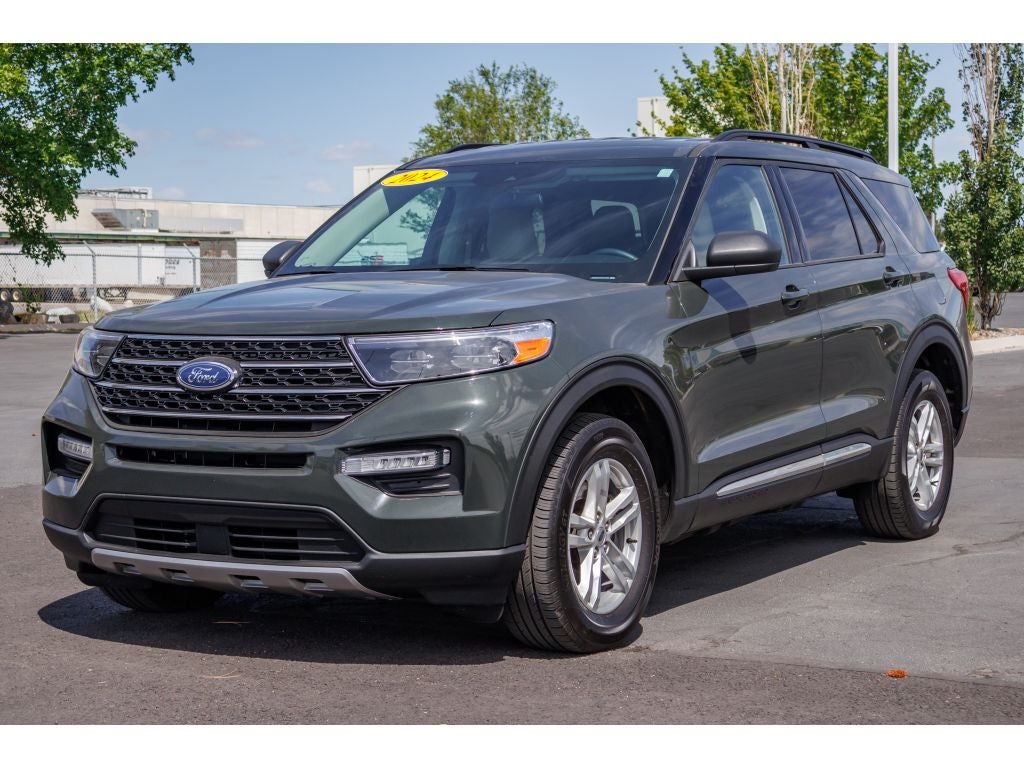 2024 Ford Explorer XLT