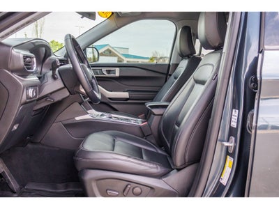 2022 Ford Explorer XLT 202A Package