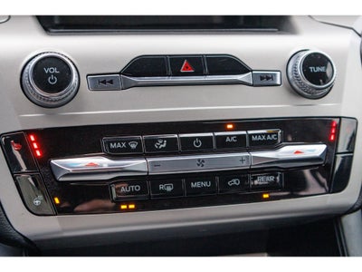 2022 Ford Explorer XLT 202A Package