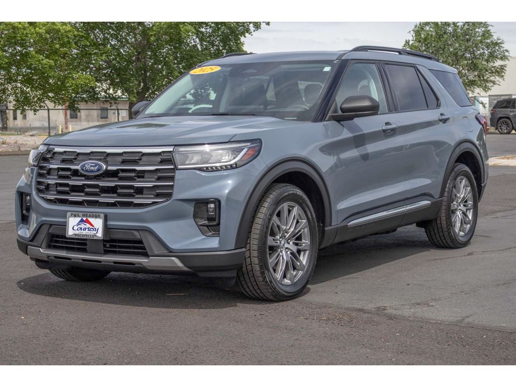 2025 Ford Explorer Active