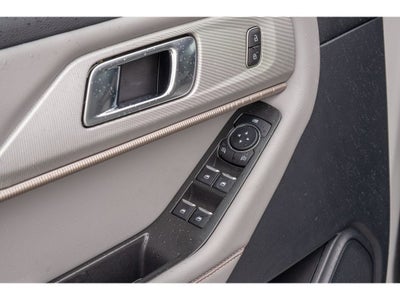 2025 Ford Explorer Active Comfort Package