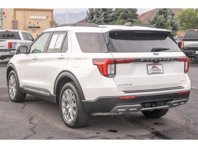2025 Ford Explorer Active Comfort Package