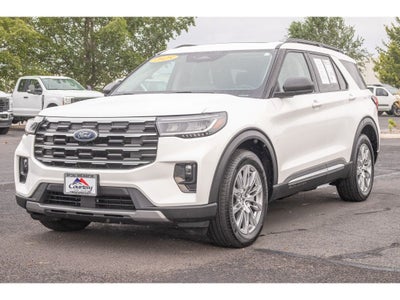 2025 Ford Explorer Active Comfort Package