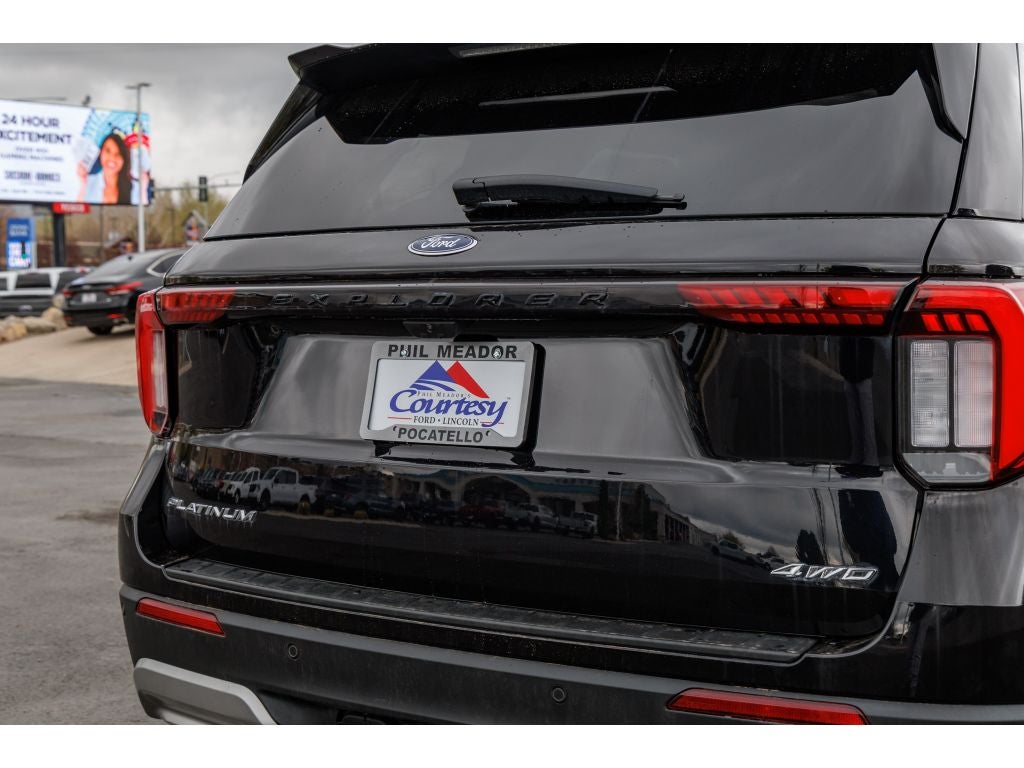 2025 Ford Explorer Platinum