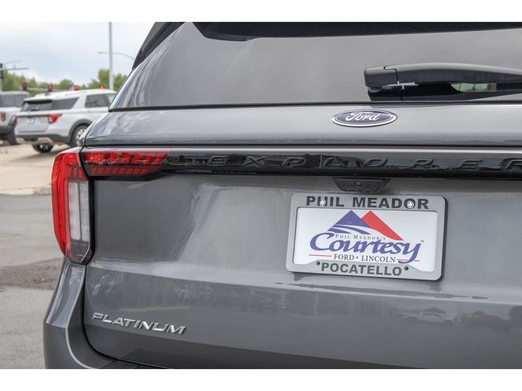 2025 Ford Explorer Platinum