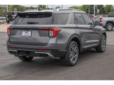 2025 Ford Explorer Platinum