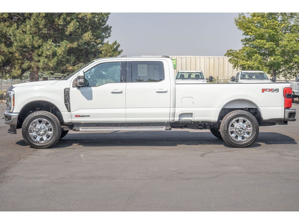 2023 Ford F-350 Lariat