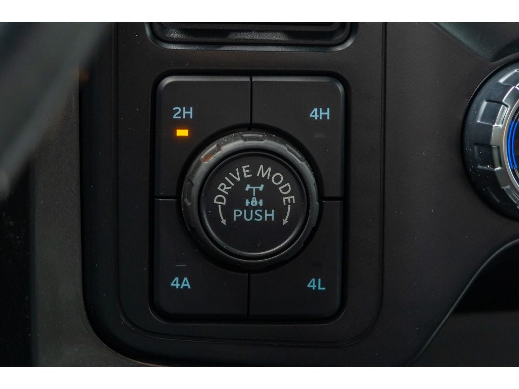 2023 Ford F-150 Lariat 5.0 liter V-8