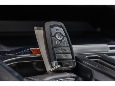 2023 Ford F-150 Lariat 5.0 liter V-8