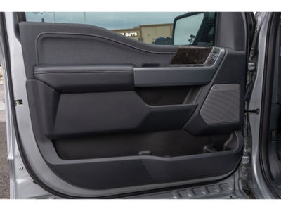 2023 Ford F-150 Lariat 5.0 liter V-8