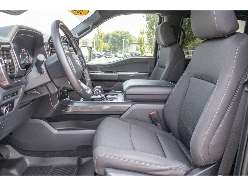2023 Ford F-150 XLT 5.0 Liter V-8