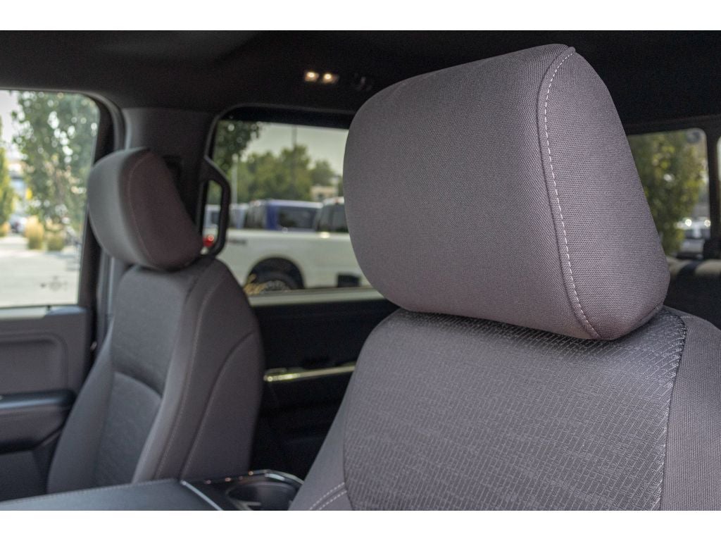 2023 Ford F-150 XLT 5.0 Liter V-8