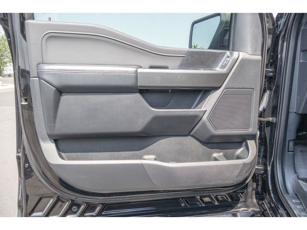 2023 Ford F-150 XLT 5.0 Liter V-8
