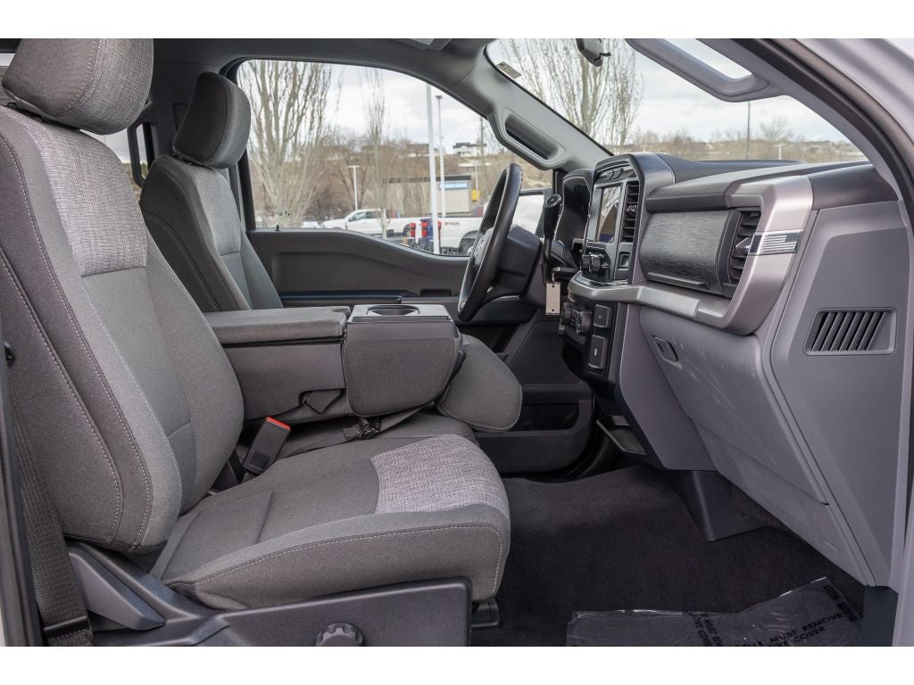 2023 Ford F-150 XLT 5.0 Liter V-8