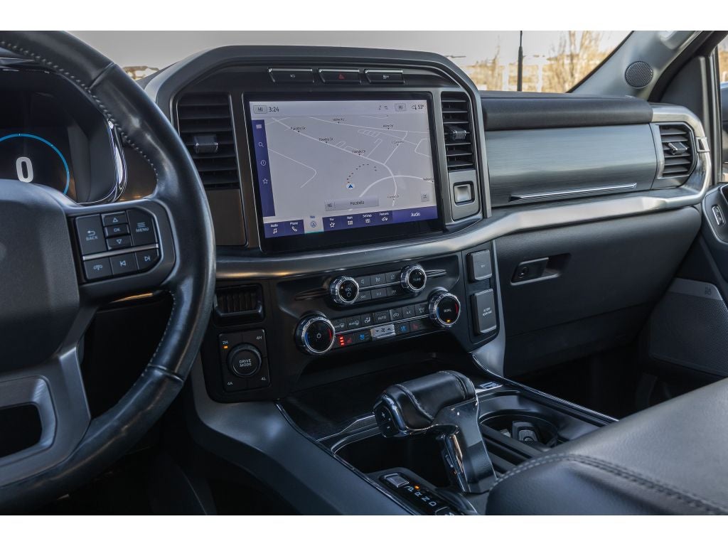 2023 Ford F-150 Lariat 5.0 liter V-8