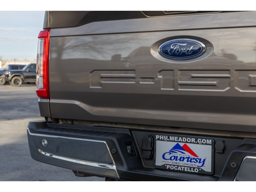 2023 Ford F-150 Lariat 5.0 liter V-8